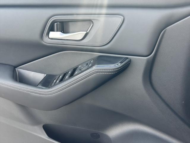 new 2025 Nissan Rogue car, priced at $32,850