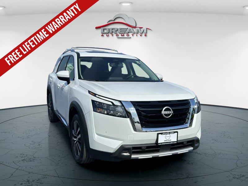 new 2025 Nissan Pathfinder car, priced at $44,563