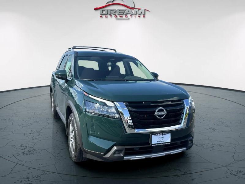 new 2025 Nissan Pathfinder car, priced at $46,940