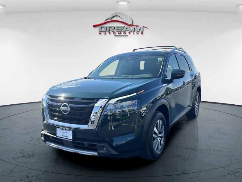 new 2025 Nissan Pathfinder car, priced at $46,940