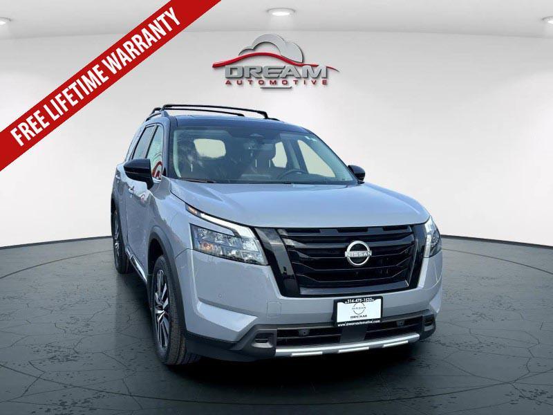 new 2025 Nissan Pathfinder car, priced at $45,389