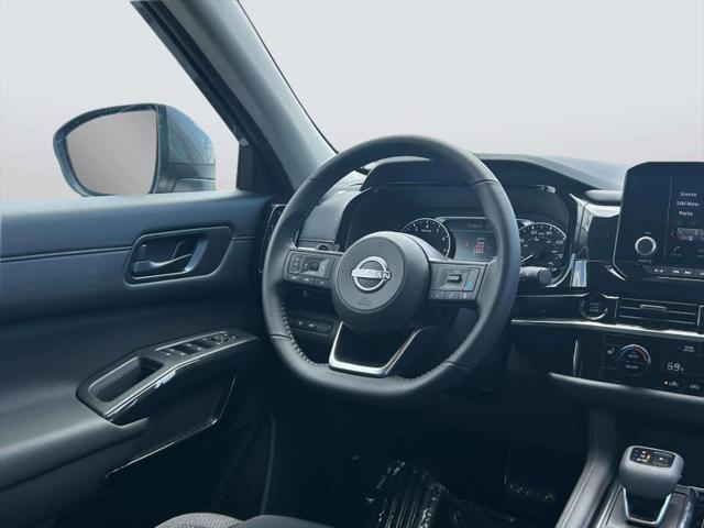 new 2025 Nissan Pathfinder car, priced at $37,390