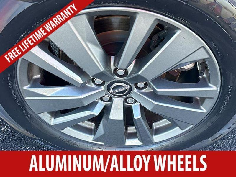 used 2022 Nissan Pathfinder car, priced at $28,567