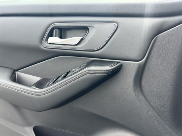 new 2025 Nissan Rogue car, priced at $29,850