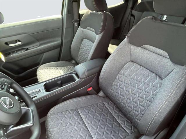 new 2025 Nissan Kicks car, priced at $25,180