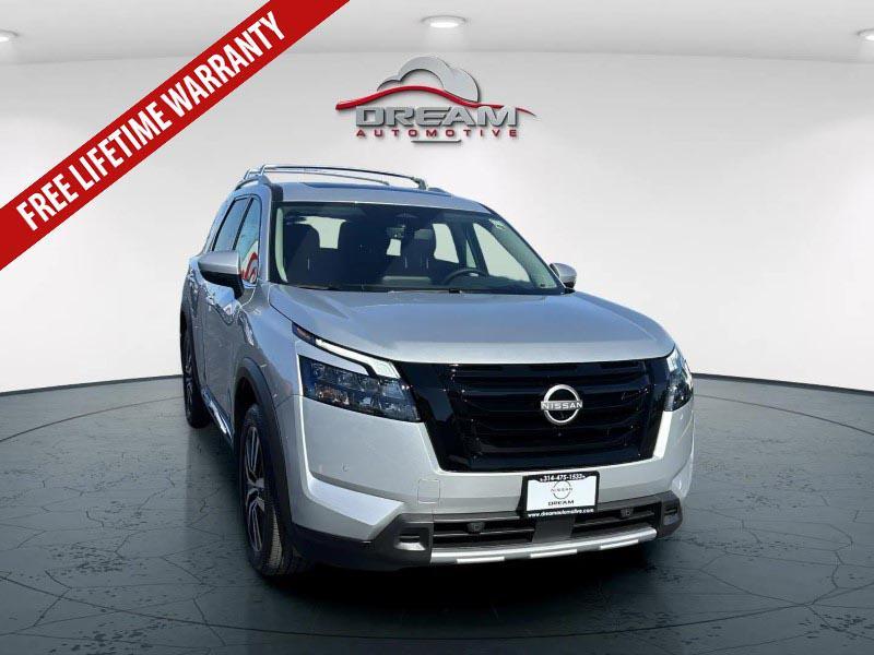 new 2025 Nissan Pathfinder car, priced at $44,380