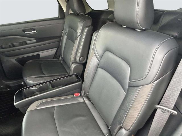 used 2022 Nissan Pathfinder car, priced at $25,000