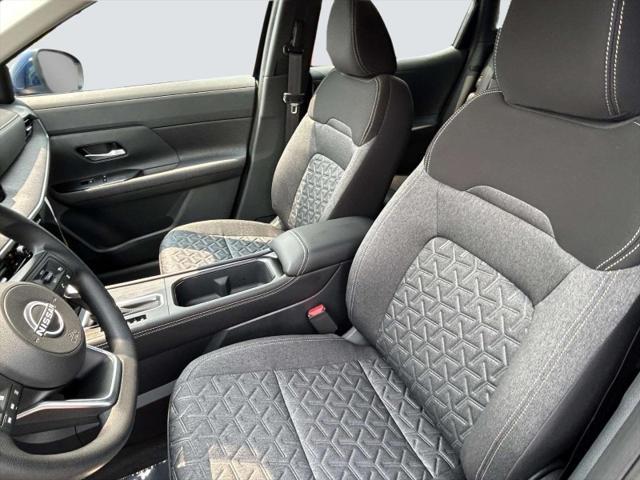 new 2025 Nissan Kicks car, priced at $25,355