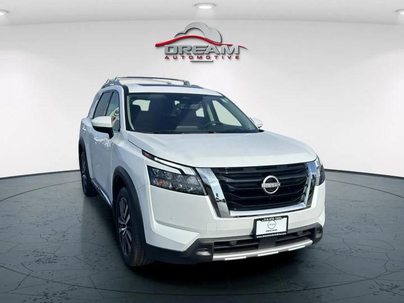 new 2025 Nissan Pathfinder car, priced at $47,396