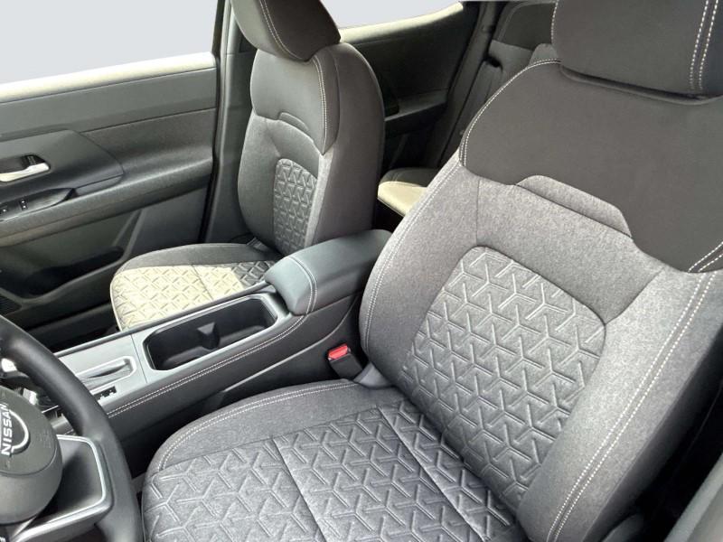 new 2025 Nissan Kicks car, priced at $27,360