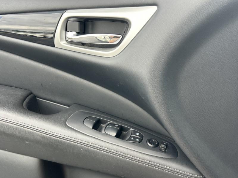 used 2020 Nissan Pathfinder car, priced at $17,000