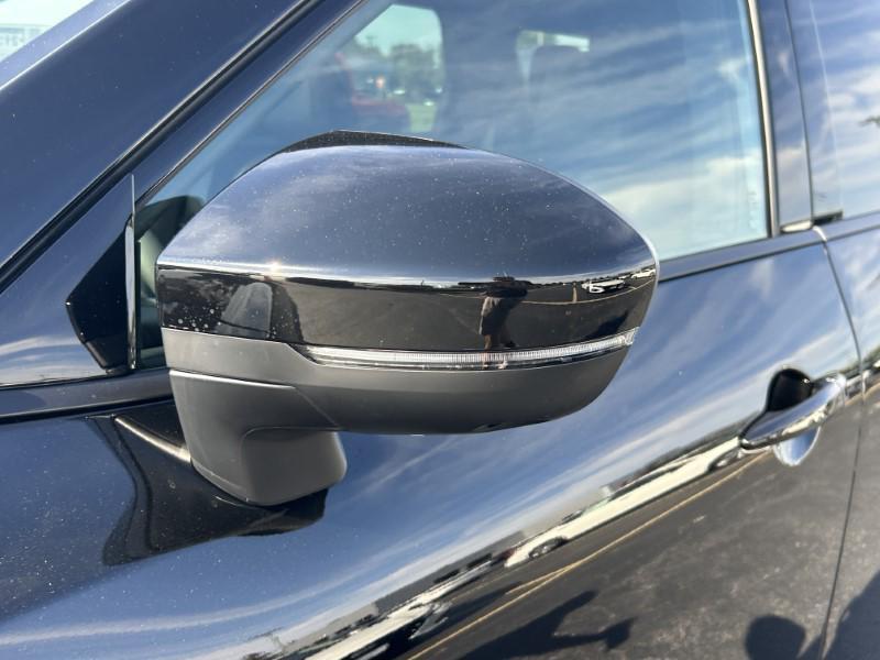 new 2025 Nissan Pathfinder car, priced at $40,187