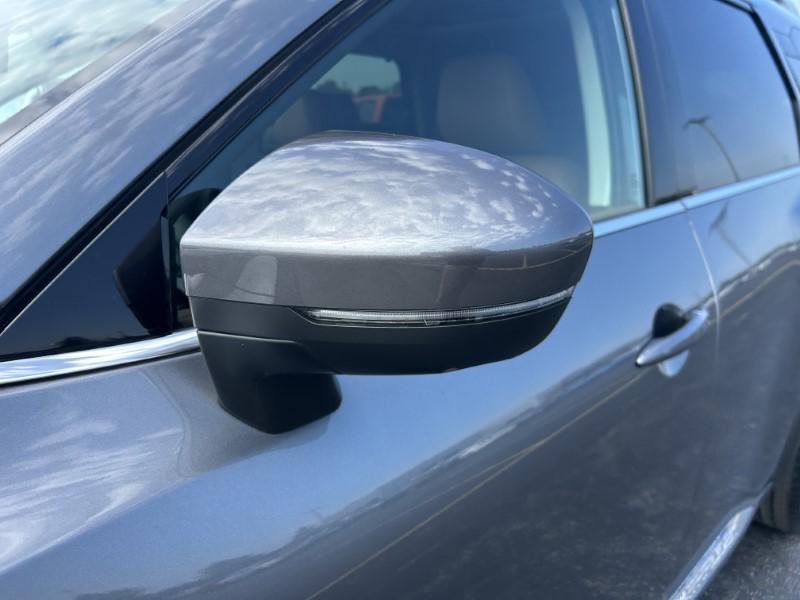 new 2025 Nissan Pathfinder car, priced at $45,608