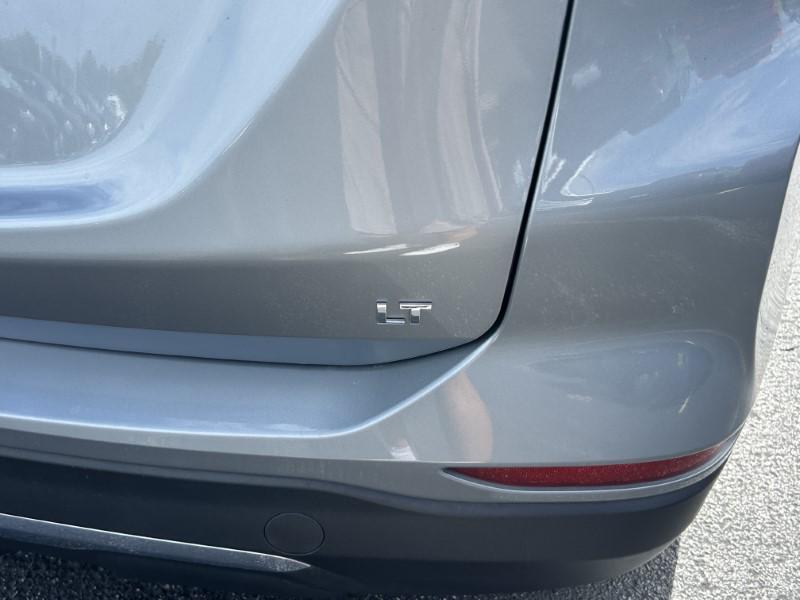 used 2023 Chevrolet Equinox car, priced at $23,300