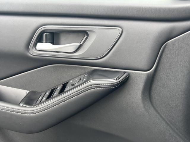 new 2025 Nissan Rogue car, priced at $32,850