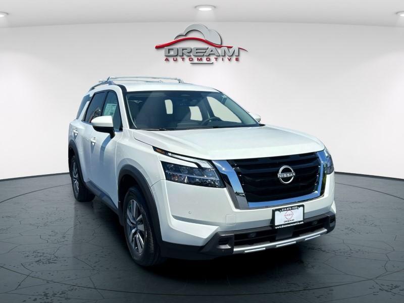 new 2024 Nissan Pathfinder car, priced at $37,835