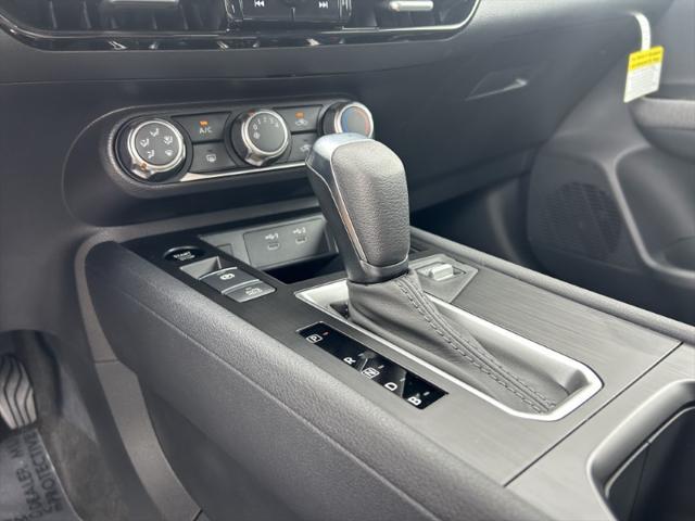 new 2025 Nissan Kicks car, priced at $25,710