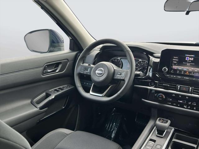 new 2025 Nissan Pathfinder car, priced at $37,580