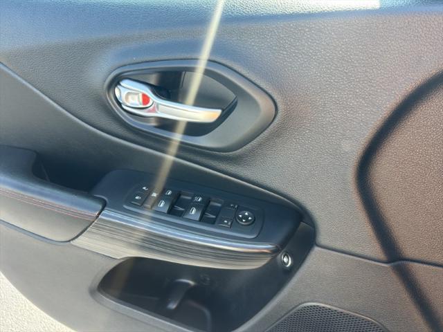 used 2016 Jeep Cherokee car, priced at $10,250