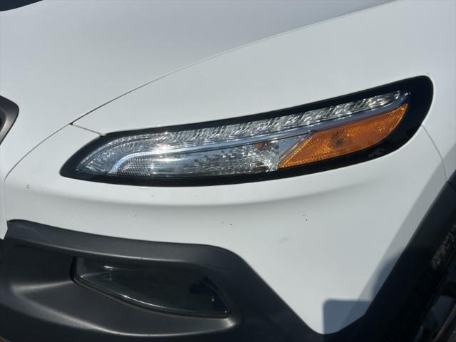 used 2016 Jeep Cherokee car, priced at $10,250