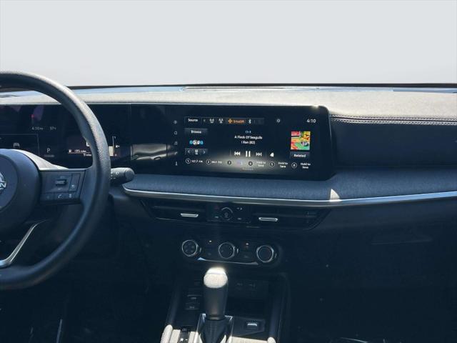 new 2025 Nissan Kicks car, priced at $25,355