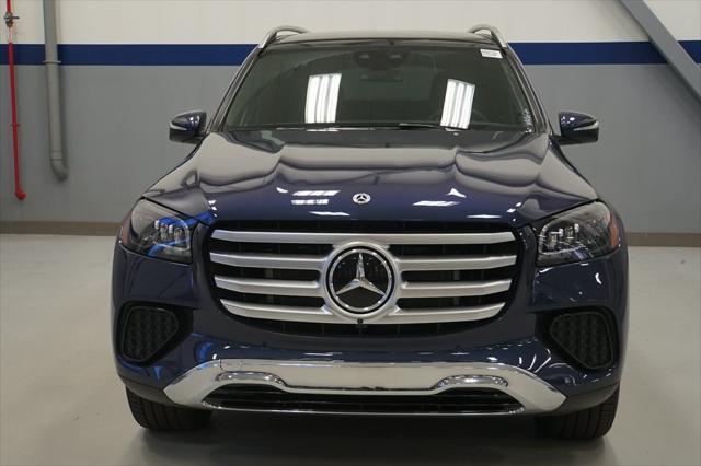 new 2025 Mercedes-Benz GLS 450 car, priced at $95,315