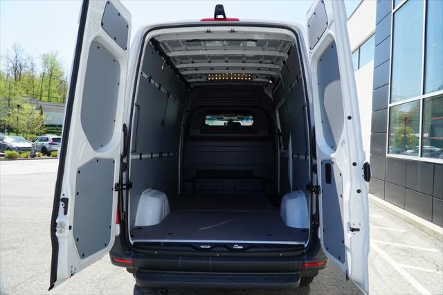 new 2025 Mercedes-Benz Sprinter 2500 car, priced at $68,574
