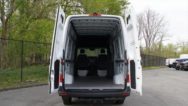 new 2024 Mercedes-Benz Sprinter 2500 car, priced at $70,751