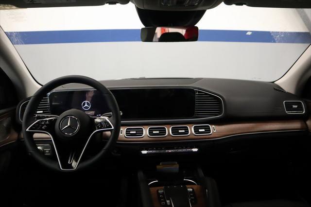 new 2025 Mercedes-Benz GLS 450 car, priced at $97,060