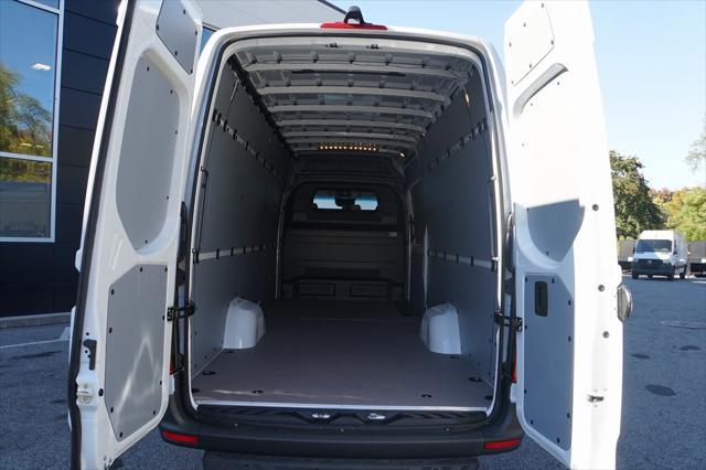 new 2024 Mercedes-Benz Sprinter 2500 car, priced at $71,420