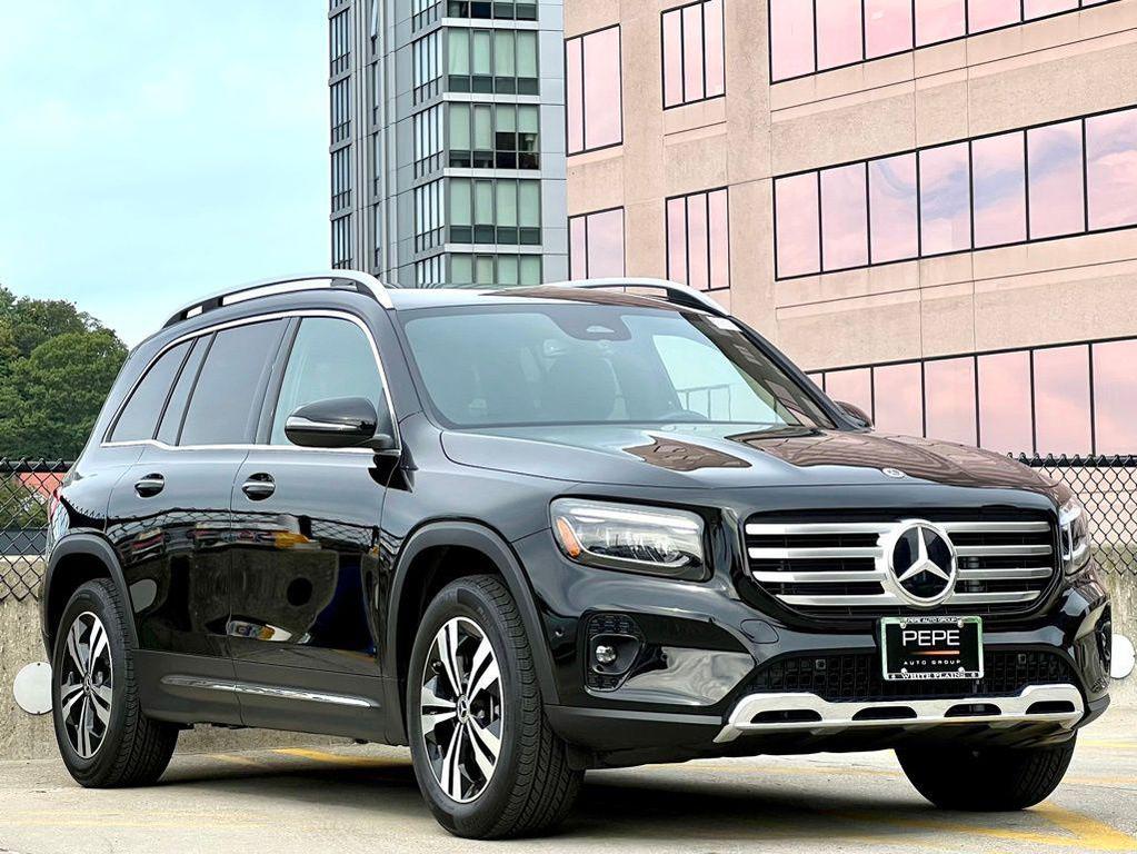 used 2025 Mercedes-Benz GLB 250 car, priced at $44,945