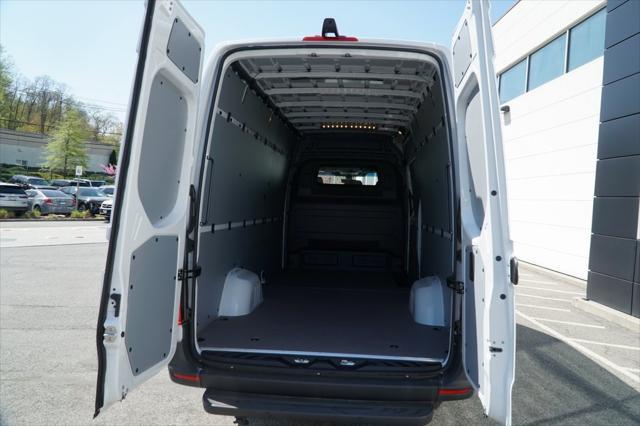 new 2025 Mercedes-Benz Sprinter 2500 car, priced at $71,692