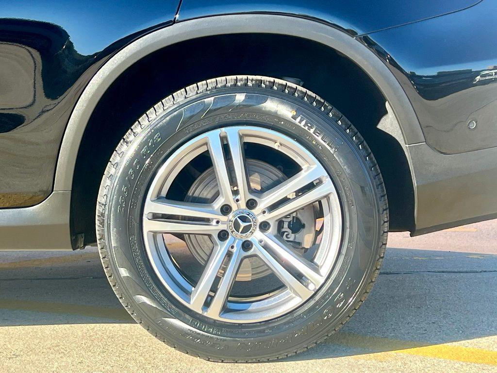 used 2022 Mercedes-Benz GLC 300 car, priced at $32,945