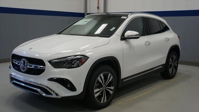 new 2024 Mercedes-Benz GLA 250 car, priced at $49,685