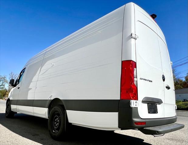 new 2024 Mercedes-Benz Sprinter 2500 car, priced at $71,420