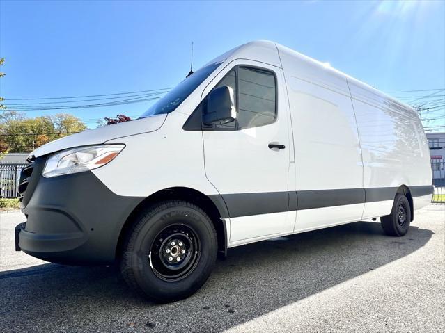 new 2024 Mercedes-Benz Sprinter 2500 car, priced at $71,420