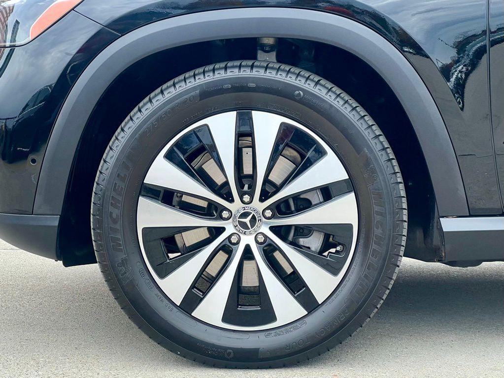 used 2025 Mercedes-Benz GLE 350 car, priced at $61,670