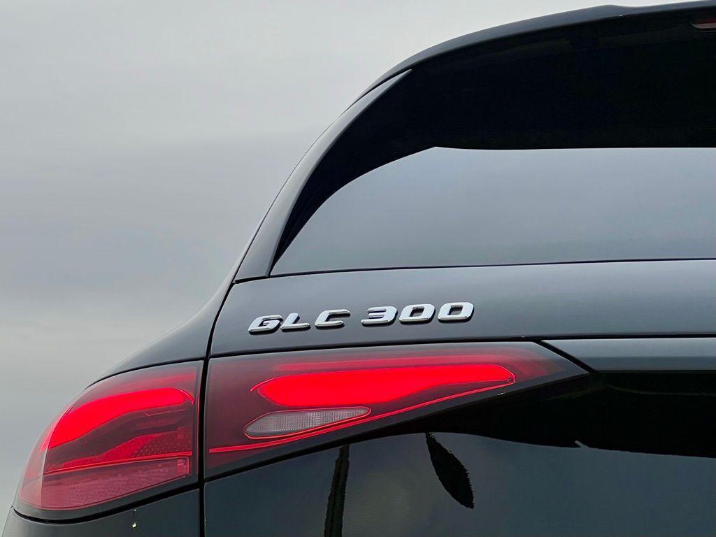 used 2025 Mercedes-Benz GLC 300 car, priced at $51,895