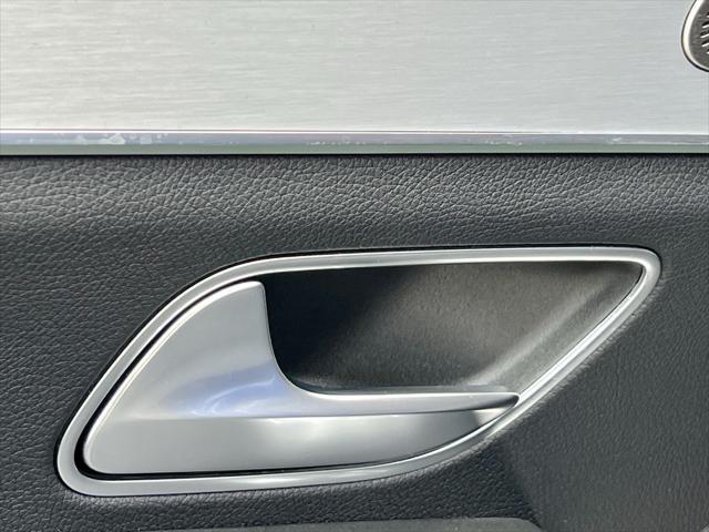 used 2022 Mercedes-Benz GLE 350 car, priced at $51,945