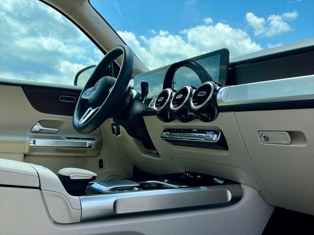used 2022 Mercedes-Benz GLB 250 car, priced at $29,845