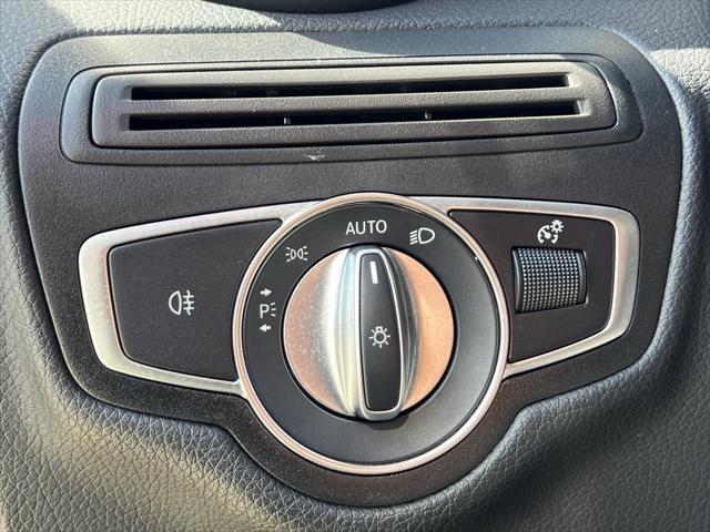 used 2022 Mercedes-Benz GLC 300 car, priced at $32,669
