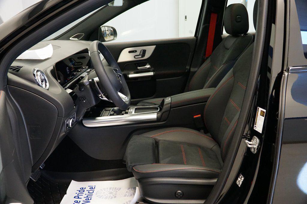 new 2025 Mercedes-Benz AMG GLA 35 car, priced at $61,555
