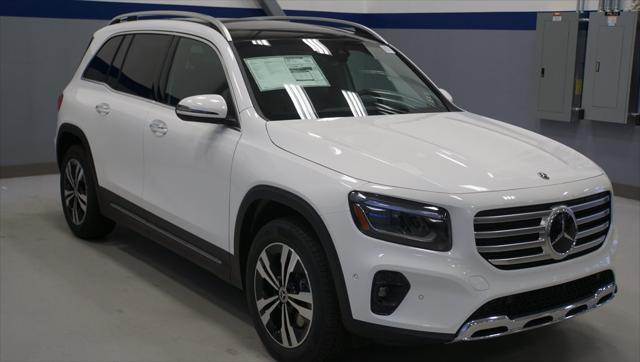 new 2024 Mercedes-Benz GLB 250 car, priced at $54,085