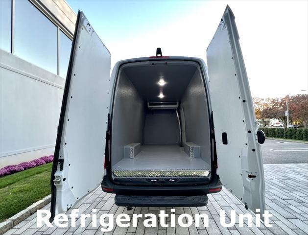 new 2024 Mercedes-Benz Sprinter 2500 car, priced at $99,804