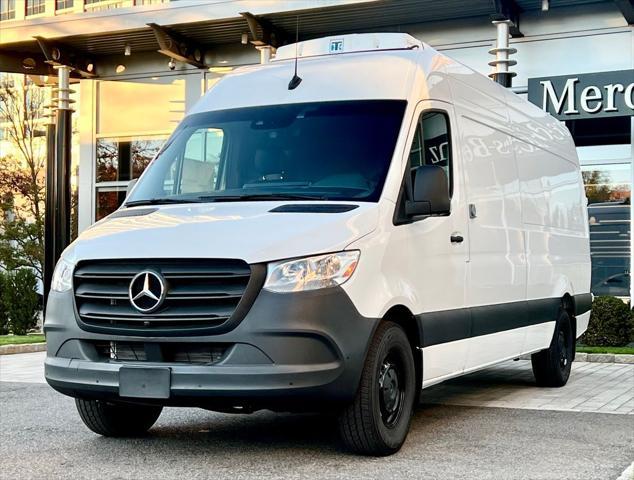 new 2024 Mercedes-Benz Sprinter 2500 car, priced at $99,804