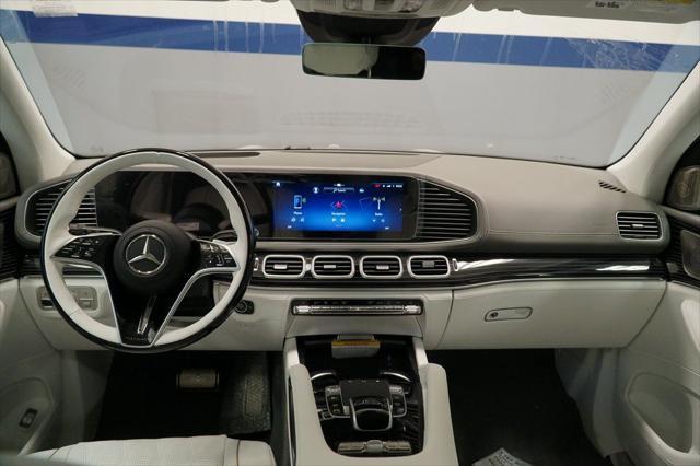 new 2025 Mercedes-Benz Maybach GLS 600 car, priced at $209,050