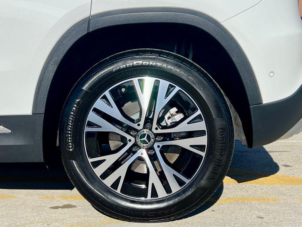 used 2026 Mercedes-Benz GLA 250 car, priced at $42,779