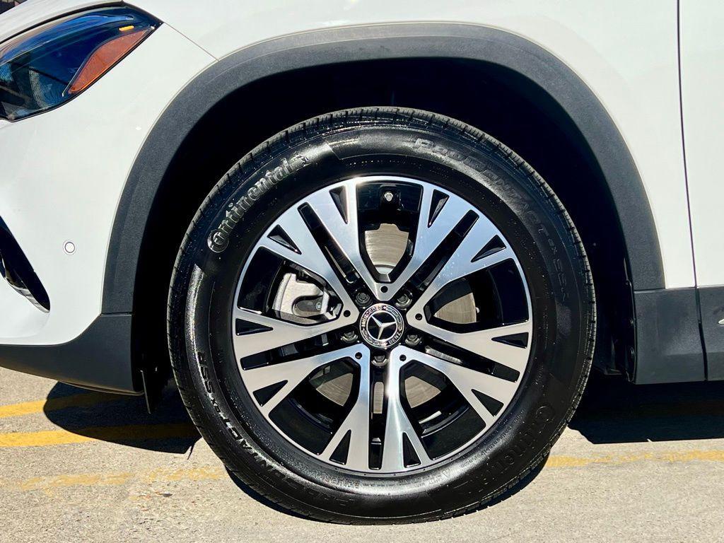 used 2026 Mercedes-Benz GLA 250 car, priced at $42,779