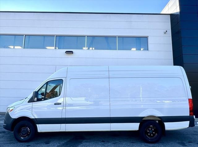 new 2025 Mercedes-Benz Sprinter 3500XD car, priced at $77,389