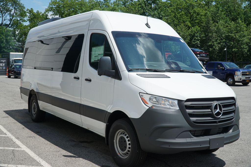 new 2025 Mercedes-Benz Sprinter 2500 car, priced at $77,086